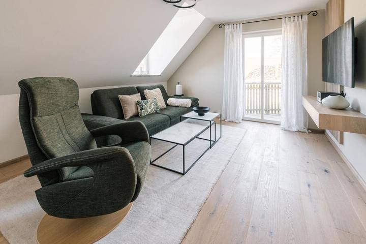 Hotel für 3 Personen, mit Terrasse und Garten sowie Pool und Sauna in Neualbenreuth - 4