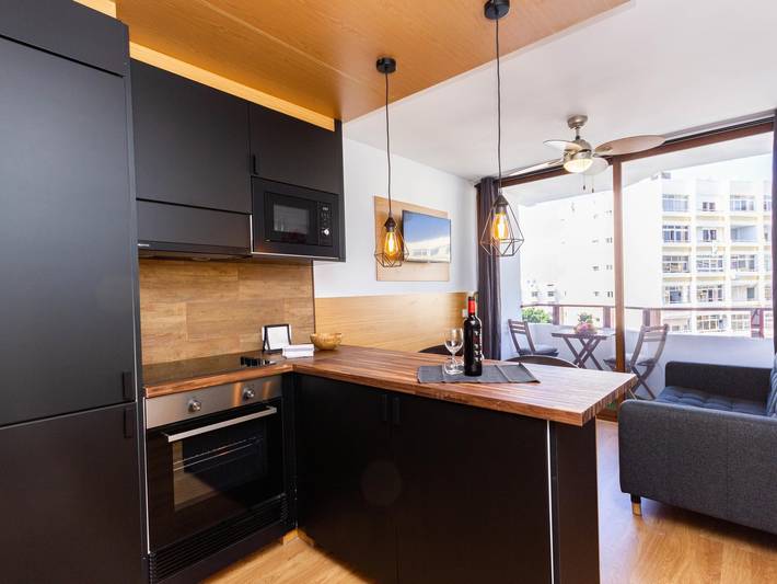 Gîte pour 2 personnes, avec terrasse ainsi que bassin pour enfant et piscine, adapté aux familles à Playa del Inglés - 2