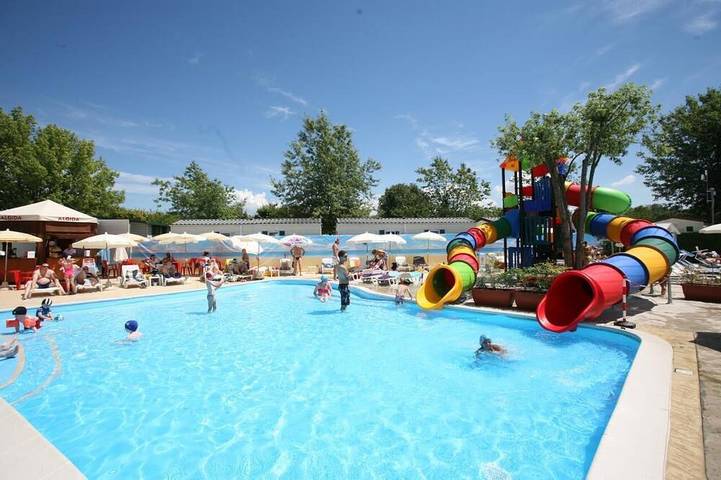 Ferienpark für 7 Personen, mit Pool, mit Haustier am Gardasee