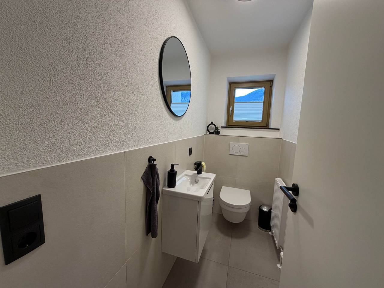 Ganze Ferienwohnung, Mountain homes - Garden Suite in Stubaier Alpen, Axams