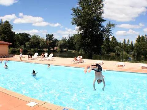 Camping pour 4 personnes dans le Puy-de-Dôme - 2