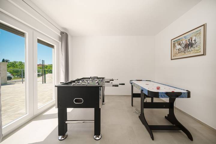 Ferienwohnung für 6 Personen, mit Pool und Ausblick - 1