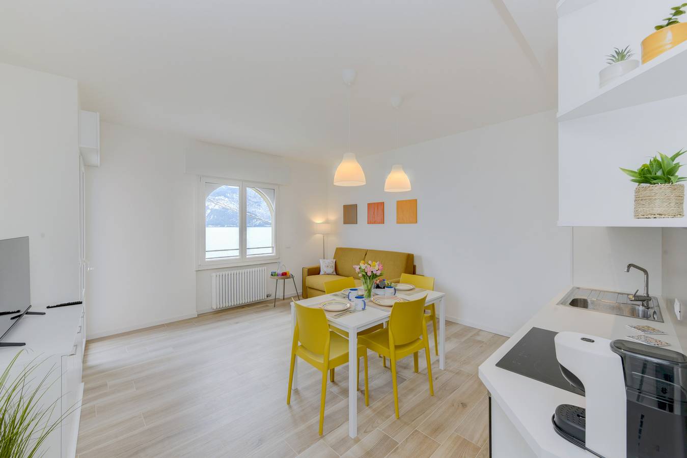 Entire apartment, Mgh- Peler del Garda Lakeview Apartment in Brenzone, Garda Mountains