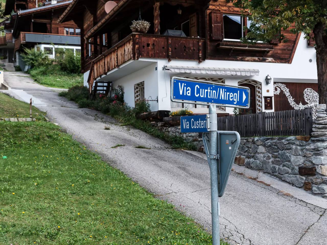 Ganze Wohnung, 1 Pièce 5 Personnes in Sedrun, Tujetsch