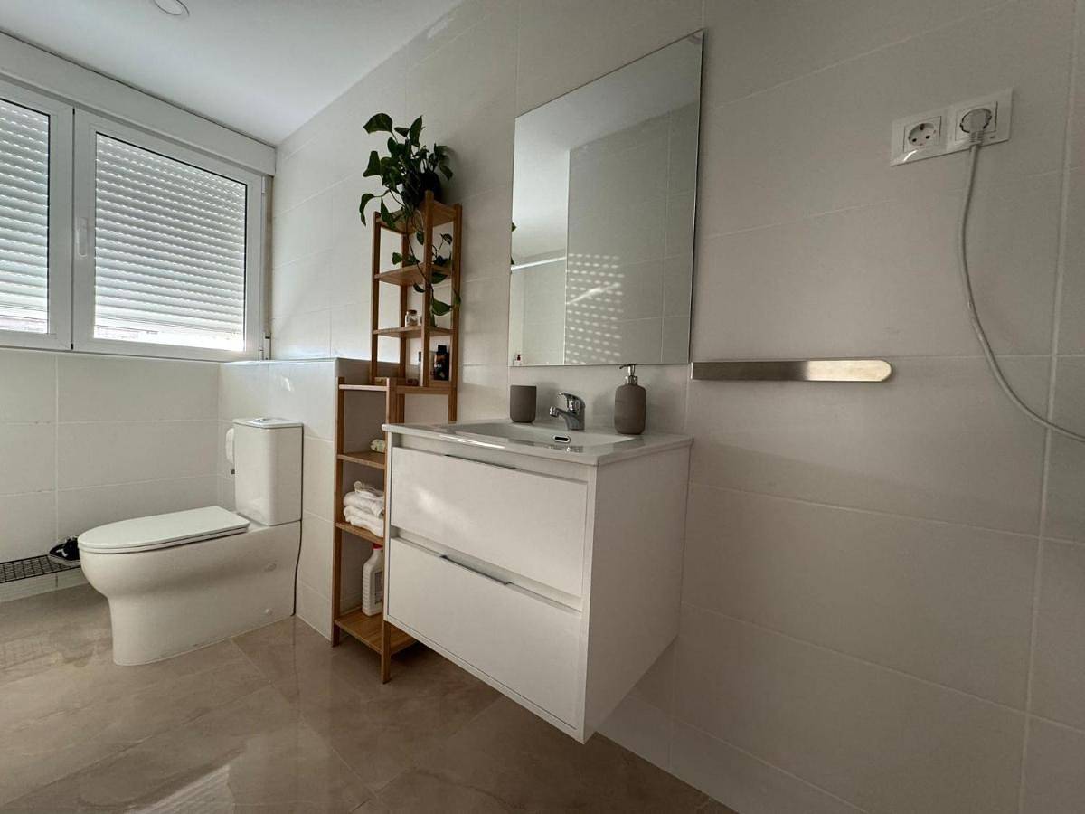 Tokyo Rooms Monsul Habitación Premium con baño privado in Almería, Costa de Almería