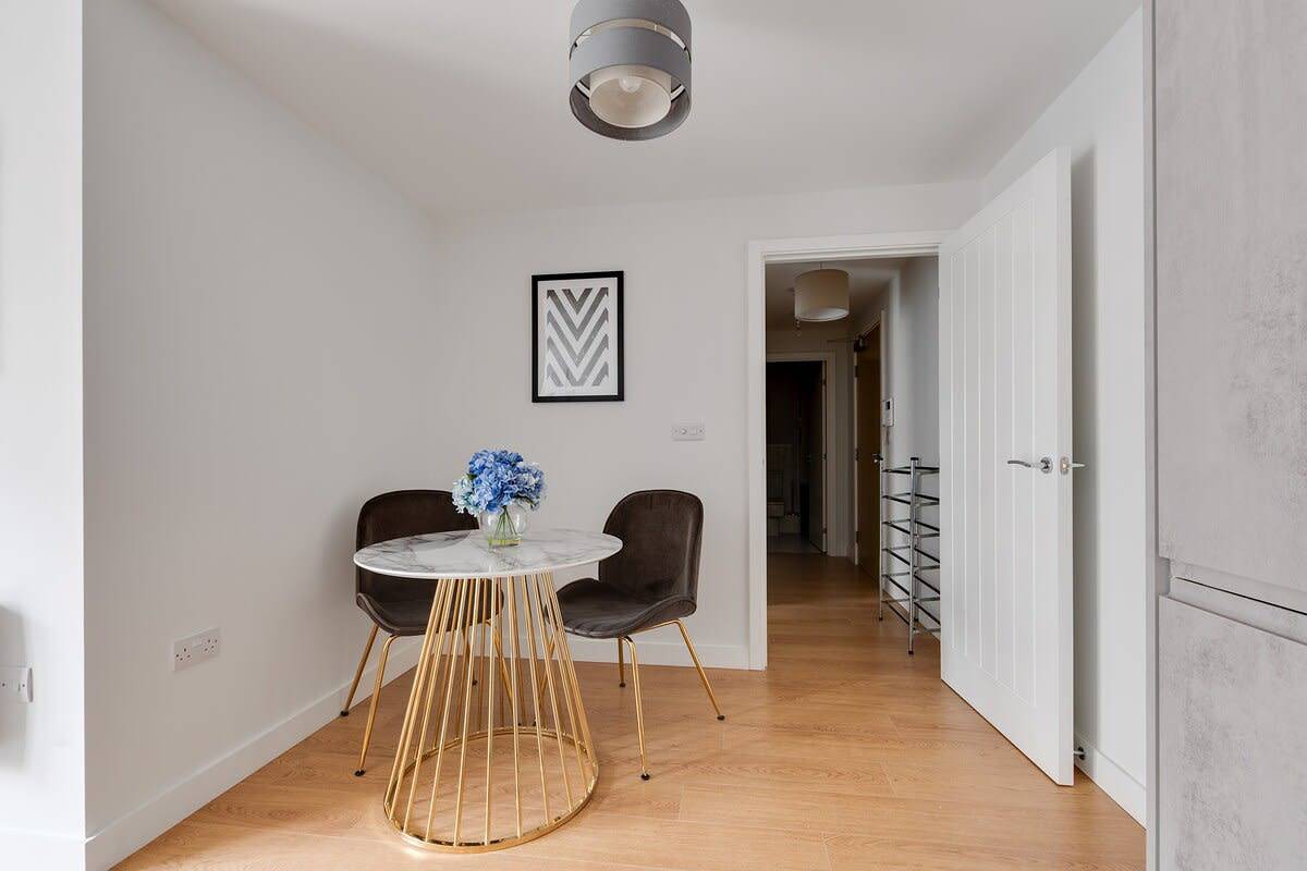 Ganze Wohnung, 1 Bed Apartment in a Converted Mill With Parking in Leeds, Westliches Yorkshire