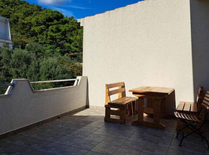 Ganze Wohnung, Ferienwohnung für 7 Personen mit Meerblick in Stomorska, Solta