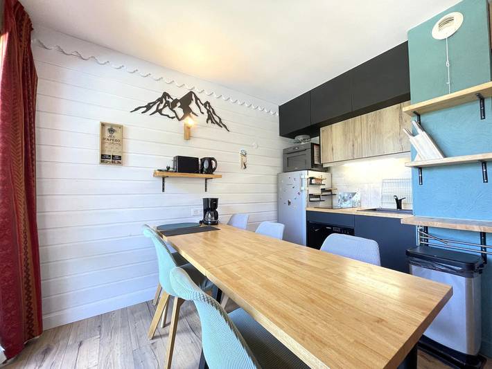 Appartement entier, Appartement avec wifi, vue montagne - 7 pers. in Valfréjus, Modane