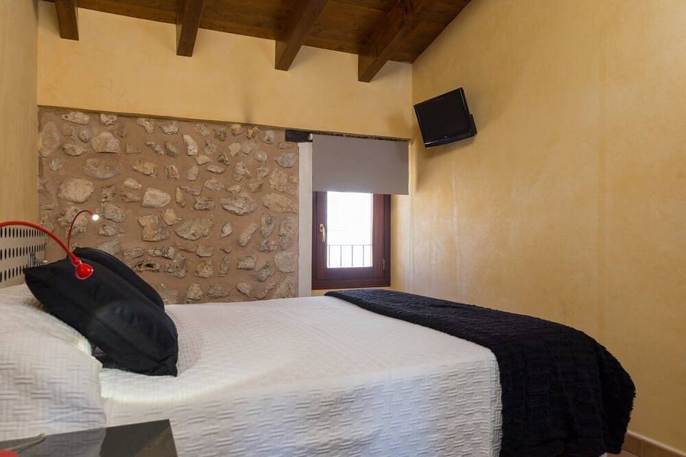 Casa del Sol - Beautiful town house with pool and views of the countryside in Búger, Majorca Center