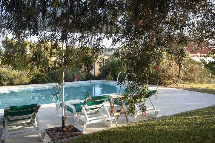 Casa de campo para 5 pessoas, com jardim em Cadaval