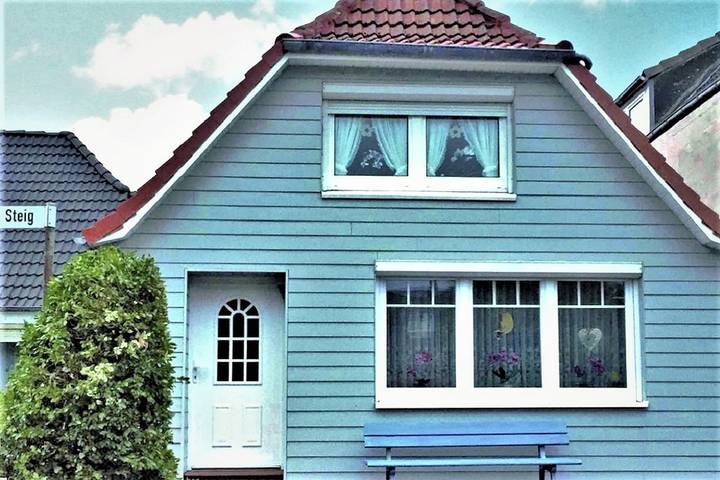 Ferienwohnung für 2 Personen, mit Balkon/Terrasse und Terrasse in Husum - 2