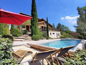 Location de vacances pour 11 personnes, avec piscine ainsi que vue et jardin, animaux acceptés dans Réserve africaine de Sigean