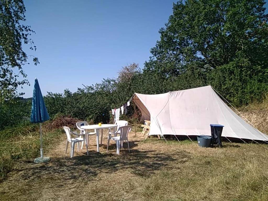 Camping La Forêt du Morvan in Larochemillay, Parc naturel régional du Morvan