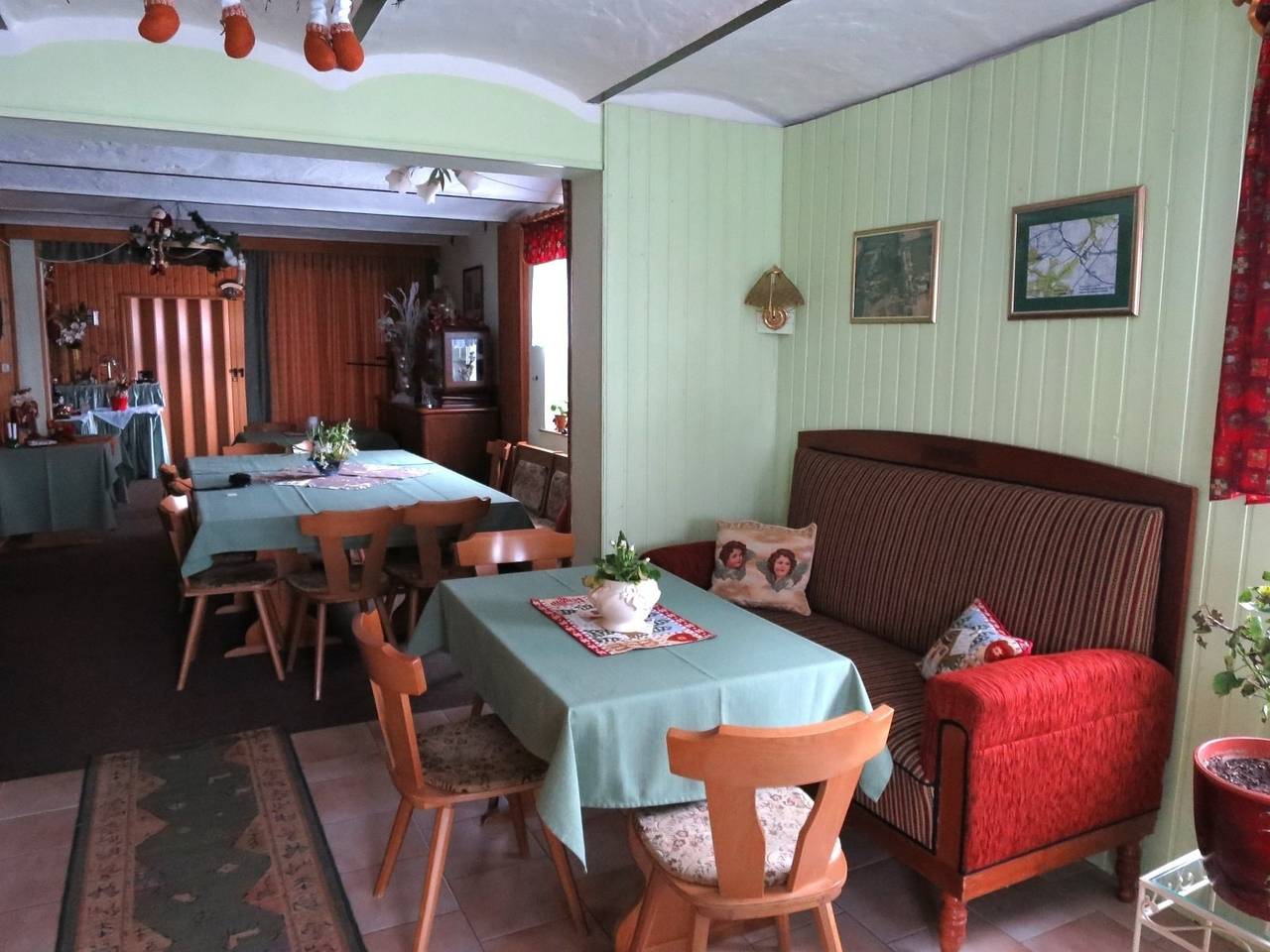 Pension zum Wiesengrund - Doppelzimmer in Angermünde, Unteres Odertal