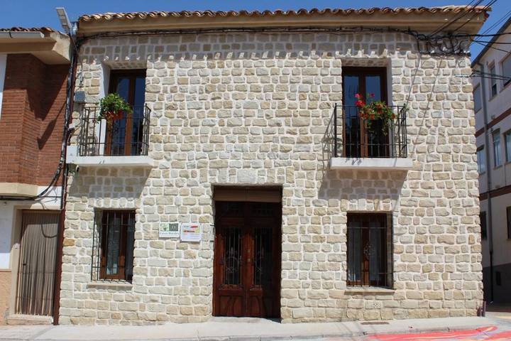 Casa de vacaciones para 11 personas, con vistas y terraza, Se admiten mascotas en Castilla-La Mancha - 2