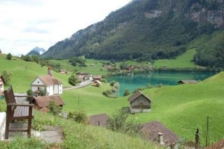 Ferienwohnung für 4 Personen, mit Terrasse und Garten in Lungern