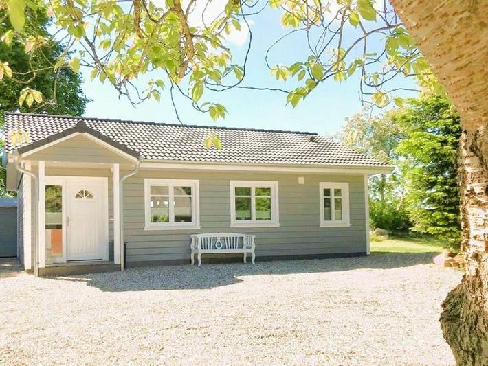 Ferienhaus für 4 Personen, mit Garten und Sauna in Dollerup