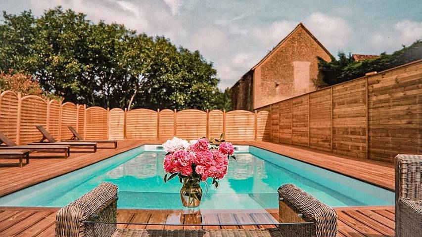 Villa pour 15 personnes, avec piscine et jardin ainsi que vue et sauna, animaux acceptés dans la Sarthe - 2