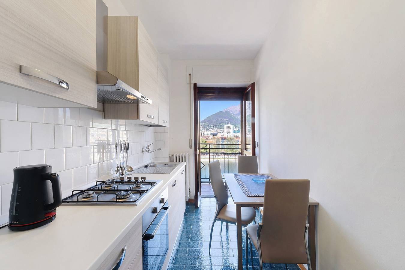 Ganze Wohnung, La terrazza sull’Adda – Apartment mit Seeblick in Malgrate, Westliche Bergamo-Alpen