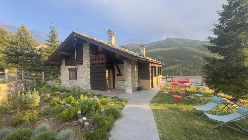 B&b per 2 persone, con Terrazza e Giardino a Comune di Gressan