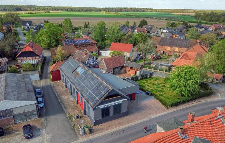 Ferienhaus für 6 Personen, mit Terrasse und Garten - 1