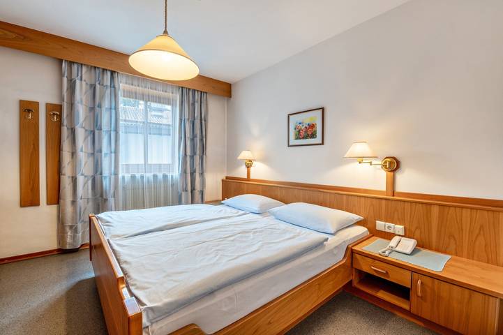 Ganze Wohnung, 'Taufner Apartment B 104' mit Bergblick, Garten und Wlan in Partschins, Texelgruppe