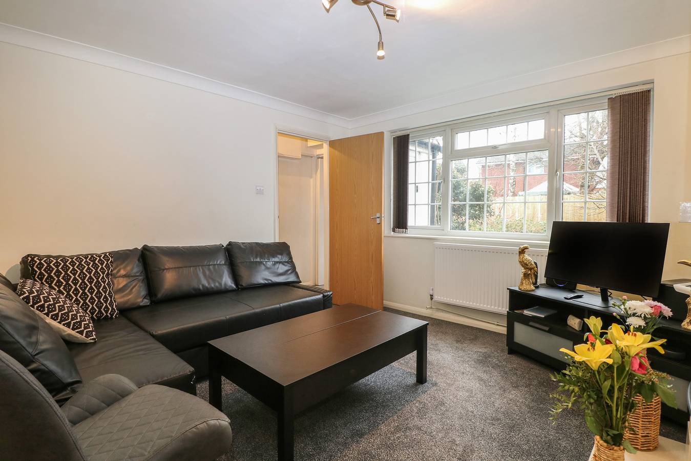 2A Kent Cottages in Swallowfield, Berkshire