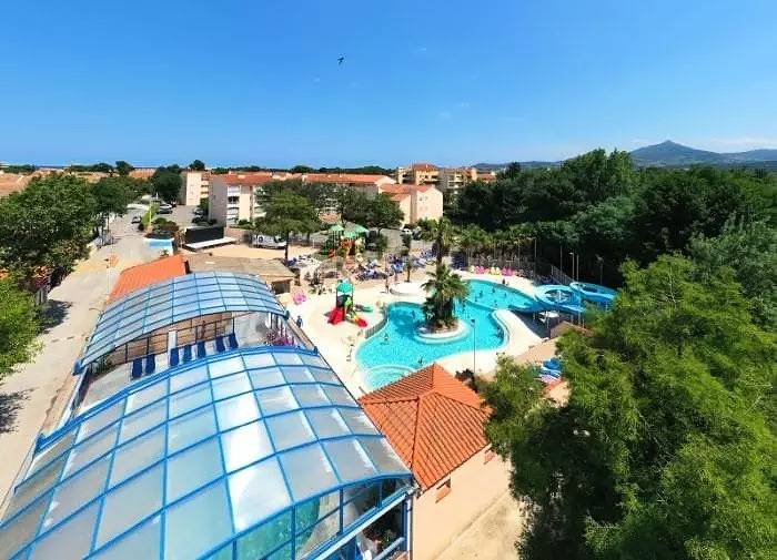 Camping pour 4 personnes, avec terrasse à Argelès-sur-Mer - 2