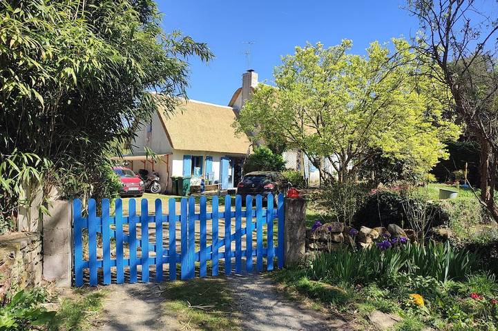 Location de vacances pour 2 personnes, avec jardin et jacuzzi à Saint-Lyphard