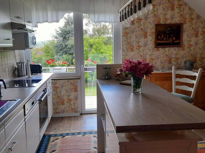 Ferienwohnung für 5 Personen, mit Balkon und Garten in Kell am See