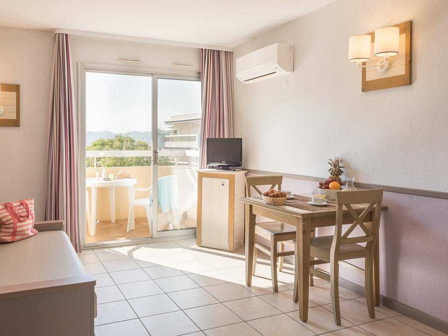 Pierre & Vacances Résidence La Rostagne - Studio 2 personen - Air conditioned in Antibes, Cannes regio