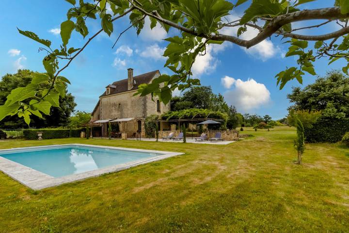 Ferienhaus für 8 Personen, mit Garten