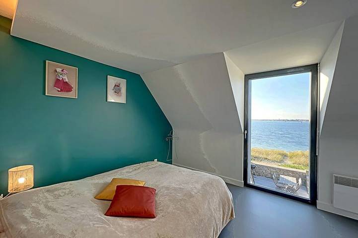 Location de vacances pour 5 personnes, avec terrasse dans Plage de l'Anse du Goerem - 2