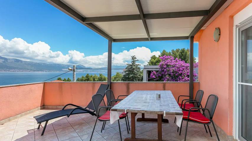 Ferienwohnung für 4 Personen, mit Terrasse
