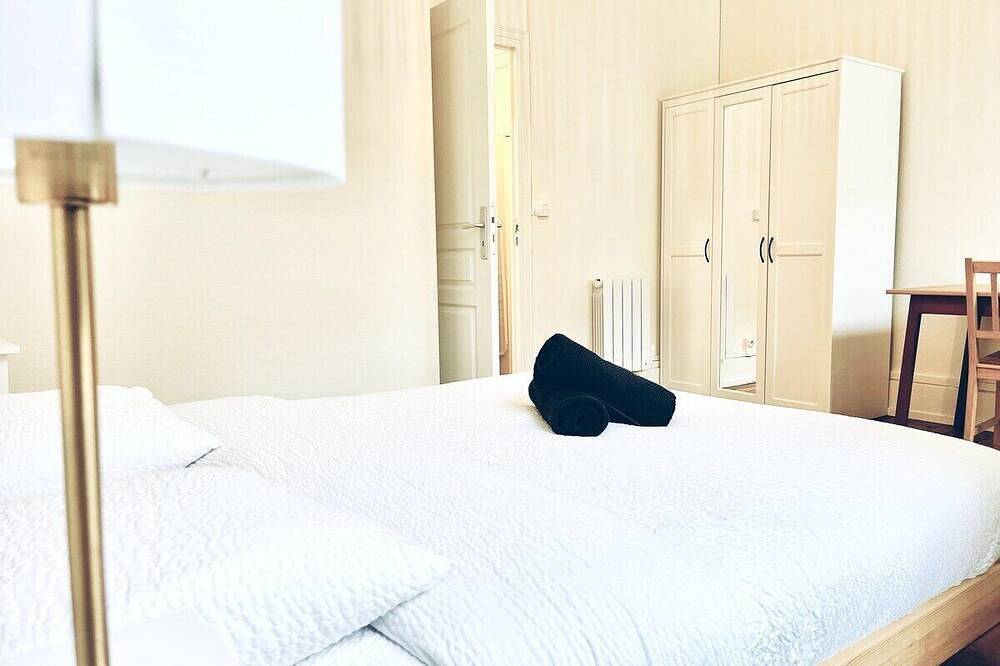 Appartement entier, Appartement lumineux - 2 Chambres / Centre ville in Orléans, Vallée de la Loire