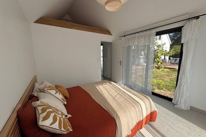 Port Manech: charming house 100m from the beach, sleeps 10, exceptional garden in Port Manec’h, Névez