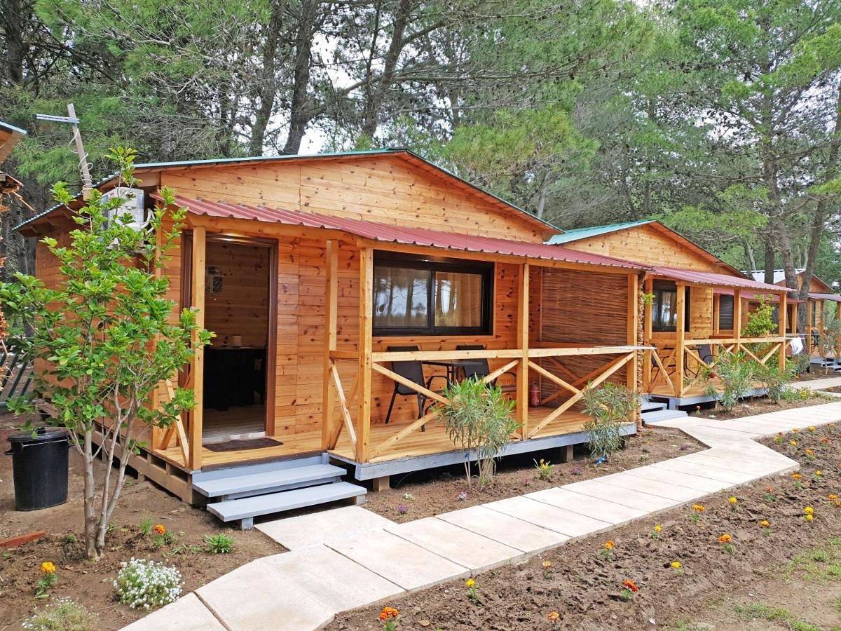 Saranda Beach Bungalow in Donji Štoj, Opština Ulcinj
