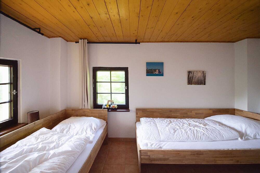 Reetdach Ferienhaus nahe Ostseebad Kühlungsborn - Reetdach Kastanienhaus (52m², in Gersdorf, Biendorf