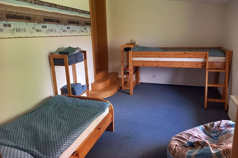 Hof Meinert - Ferienwohnung in Kollmar, Kreis Steinburg