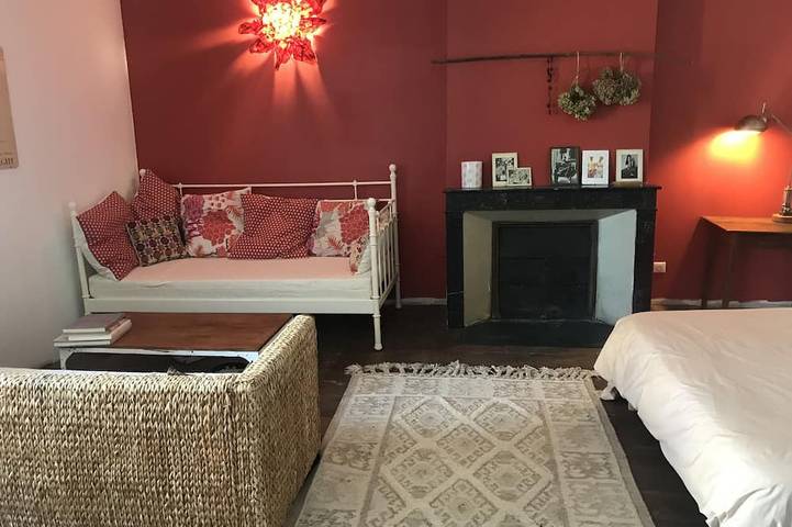 Location de vacances pour 3 personnes, avec jardin à Piégut-Pluviers - 3