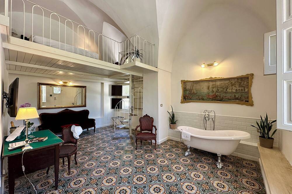 Historic Mansion from the 1900s with a Private Pool and Centuries-Old Park - Porto Selvaggio in Nardò, Nardò (commune)