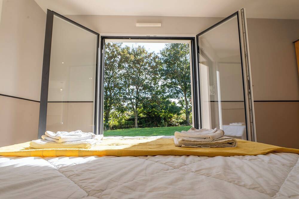 Beautiful 8-person house with heated pool – sea & relaxation in Trézien” in Plouarzel, Brest und Umgebung