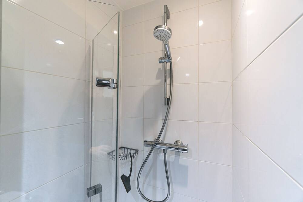 Apartamento entero, Le Cocon Urbain\" 2-room apartment in Neuilly-Plaisance, Sena-Saint Denis