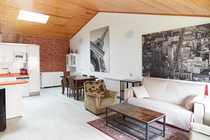 Apartamento para 6 personas, con Terraza y Vistas en Tremp