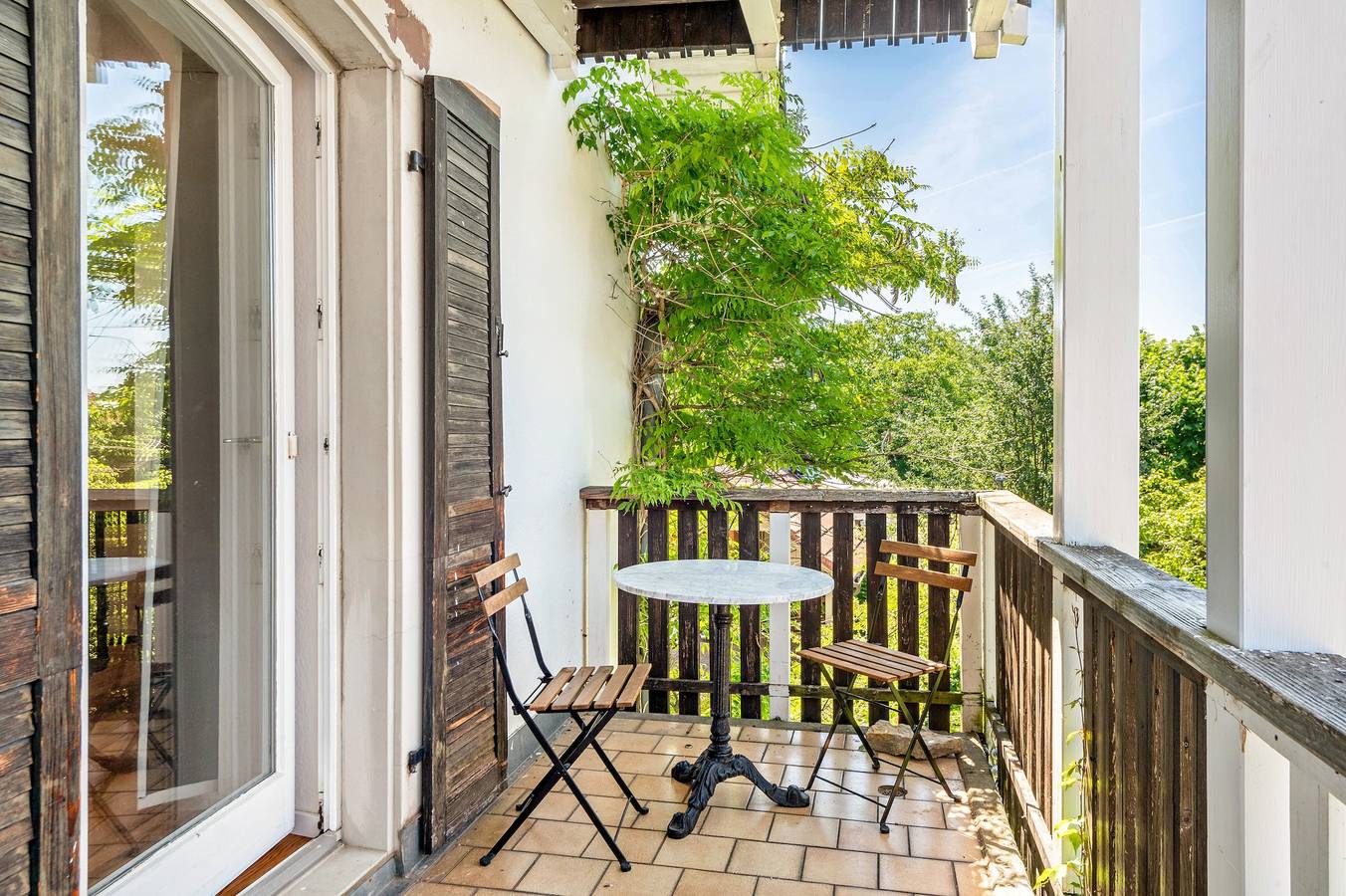 Entire apartment, 'maisonette 5' – Spacious Apartment in Kürnberg: Alpine Views, Private Terrace & Balcony, Parking, Wi-Fi in Schopfheim, Southern Black Forest