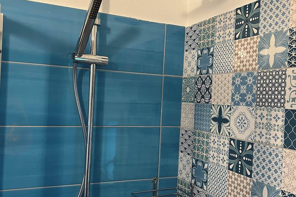 Villa Dolce Vita-new villa with garden 5 minutes from the beach in Codaruina/Valledoria, Valledoria