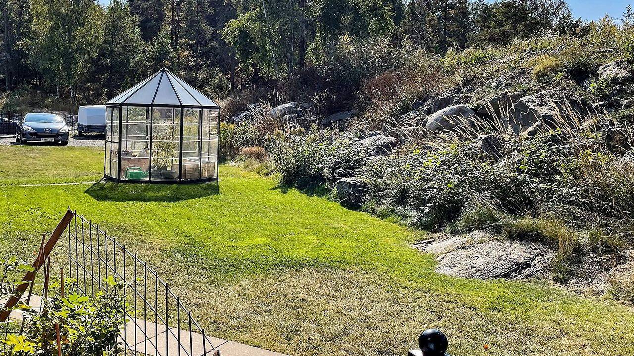 Hus för 4 Personer med balkong in Huddinge, Svenska Östersjön