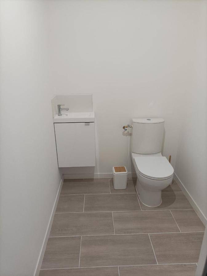 Three-Bedroom House in Pluherlin, Région de Vannes