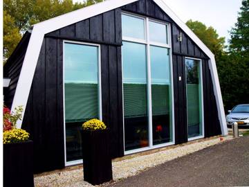 Ferienhaus für 4 Personen, mit Garten in Stede Broec