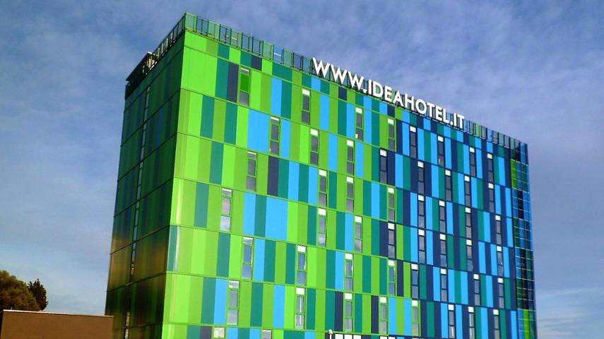 Hotel für 2 Personen in Savona